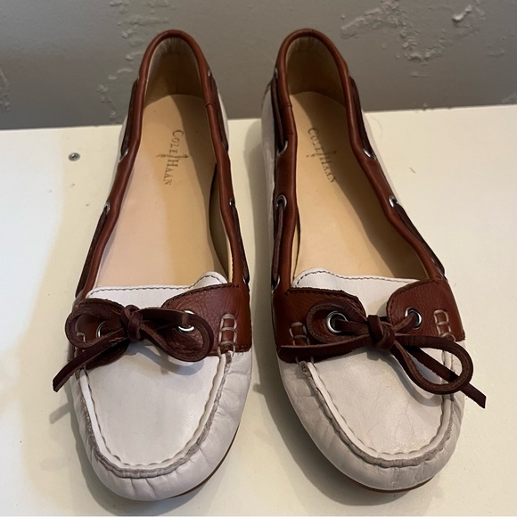 EUC Women's 80's 90's Cole Haan Leather Cream Boat Shoes Loafers Size 7.5 - Picture 2 of 6